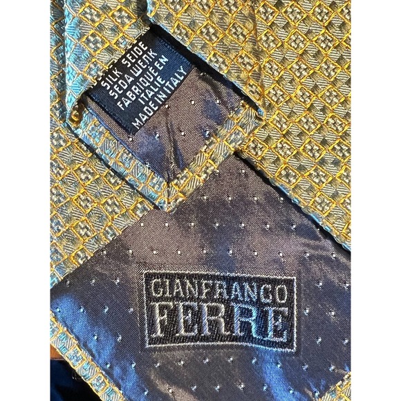 Vintage Gianfranco Ferre Made in Italy 100% Silk Iridescent Gold Print - Picture 2 of 6